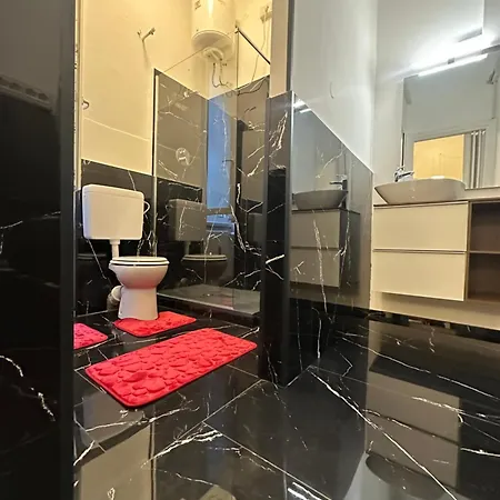 The Resident Luxury * ג'נובה