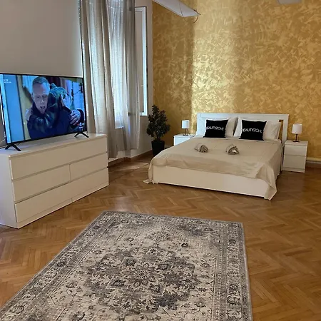 The Resident Luxury